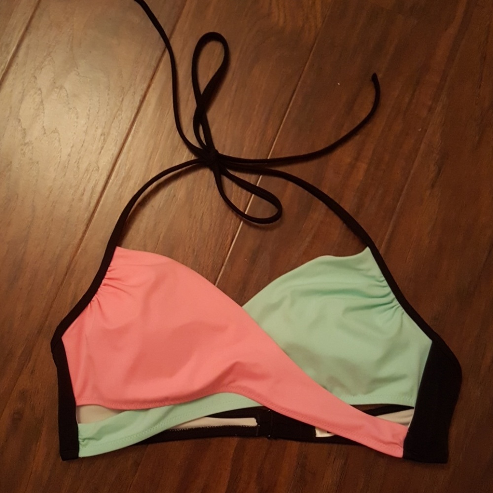 PINK bikini top